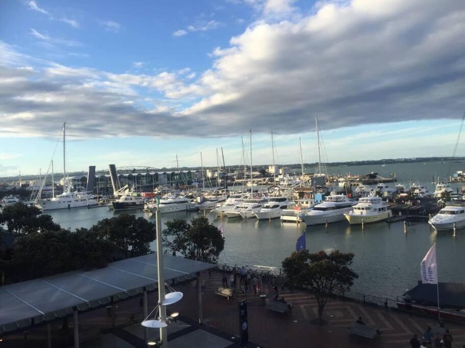 Luxury Waterfront Nest Above Viaduct Harbour Daire Auckland Dış mekan fotoğraf