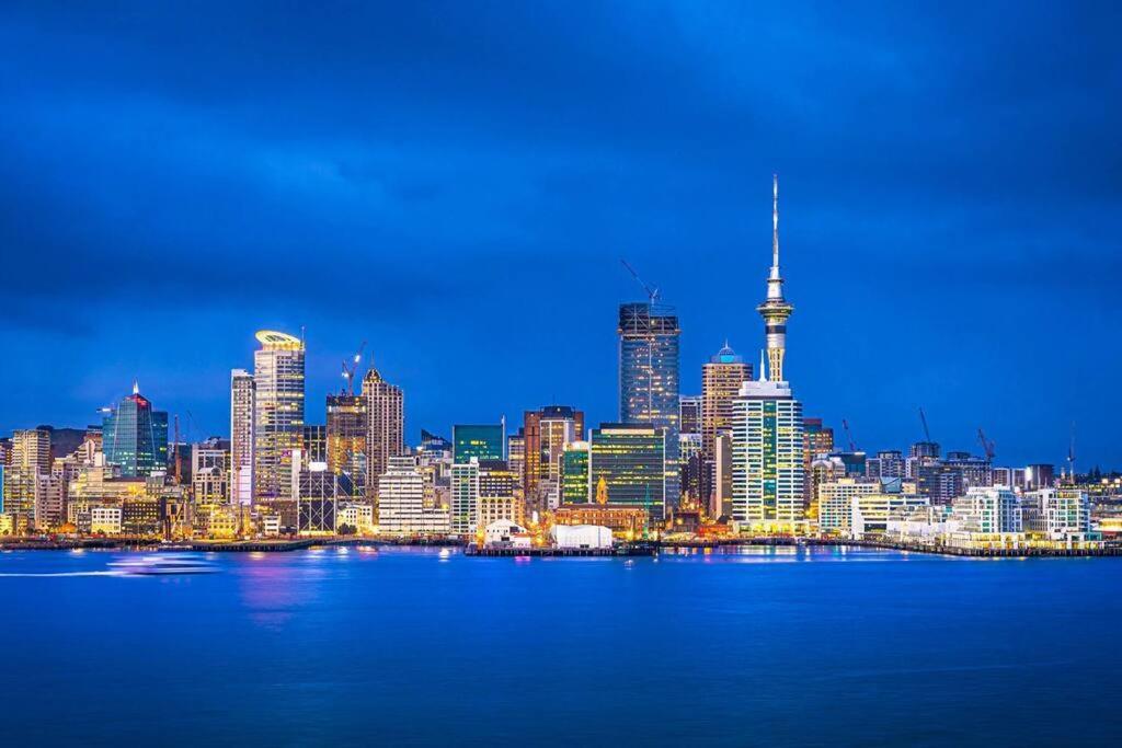 Luxury Waterfront Nest Above Viaduct Harbour Daire Auckland Dış mekan fotoğraf