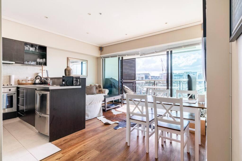 Luxury Waterfront Nest Above Viaduct Harbour Daire Auckland Dış mekan fotoğraf